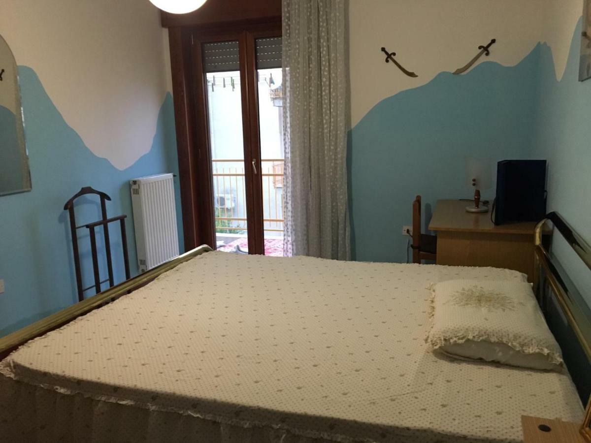 B&B Campania Felix Pagani Bagian luar foto